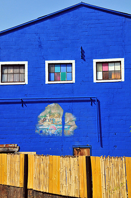 Photos of Knoxville, Colorful Building in Happy Holler on Central and Broadway